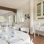 Landhaus Albarossa Nizza Monferrato