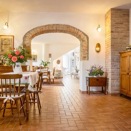 Albarossa Casa di campagna Nizza Monferrato