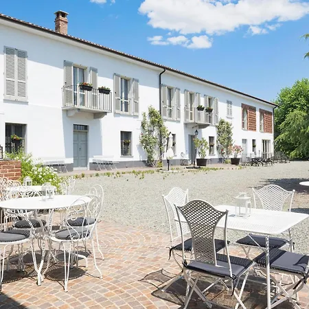 Landhaus Albarossa Nizza Monferrato