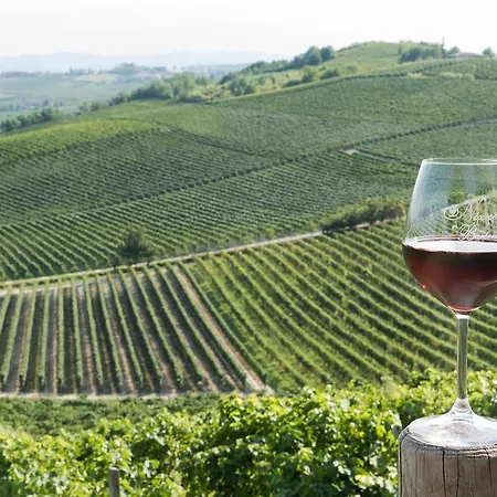 Albarossa Gospodarstwo wiejskie Nizza Monferrato